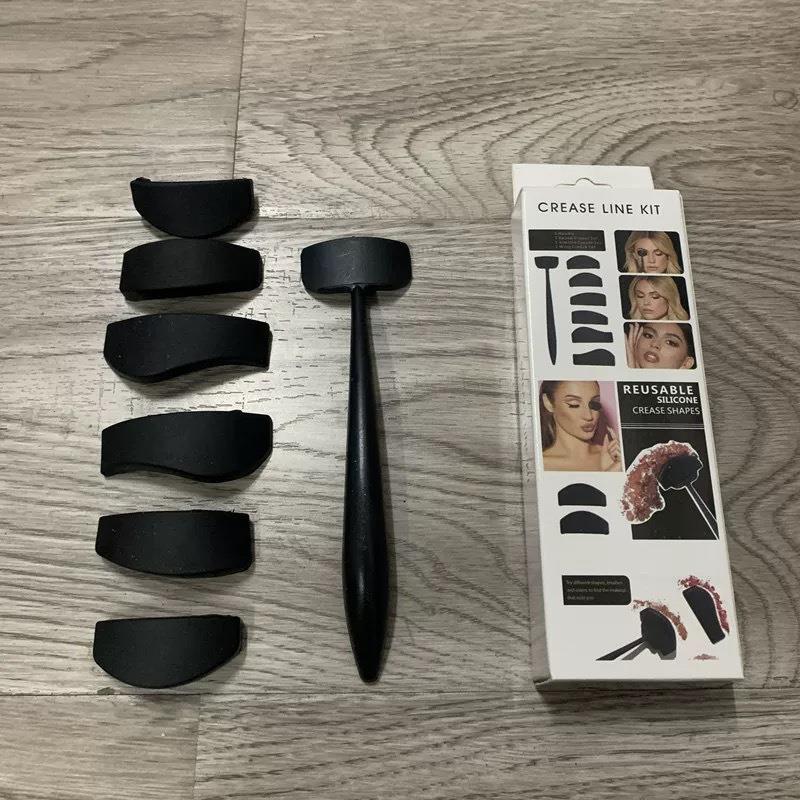 Cross-border new 6-in-1 eye shadow chapter European and American beauty gadget Crease Line portable eye shadow palette